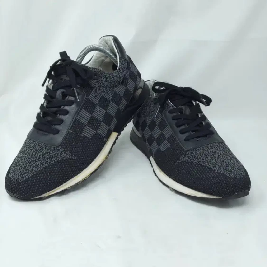 루이비통 남성 스니커즈 블랙/회색 43사이즈 상품이미지1