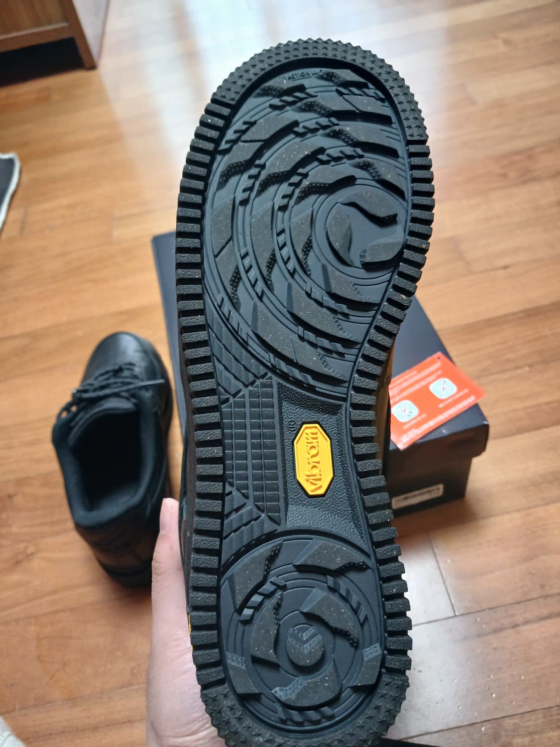 나이키 에어포스1 올블랙 비브람솔 gxt270 상품이미지7