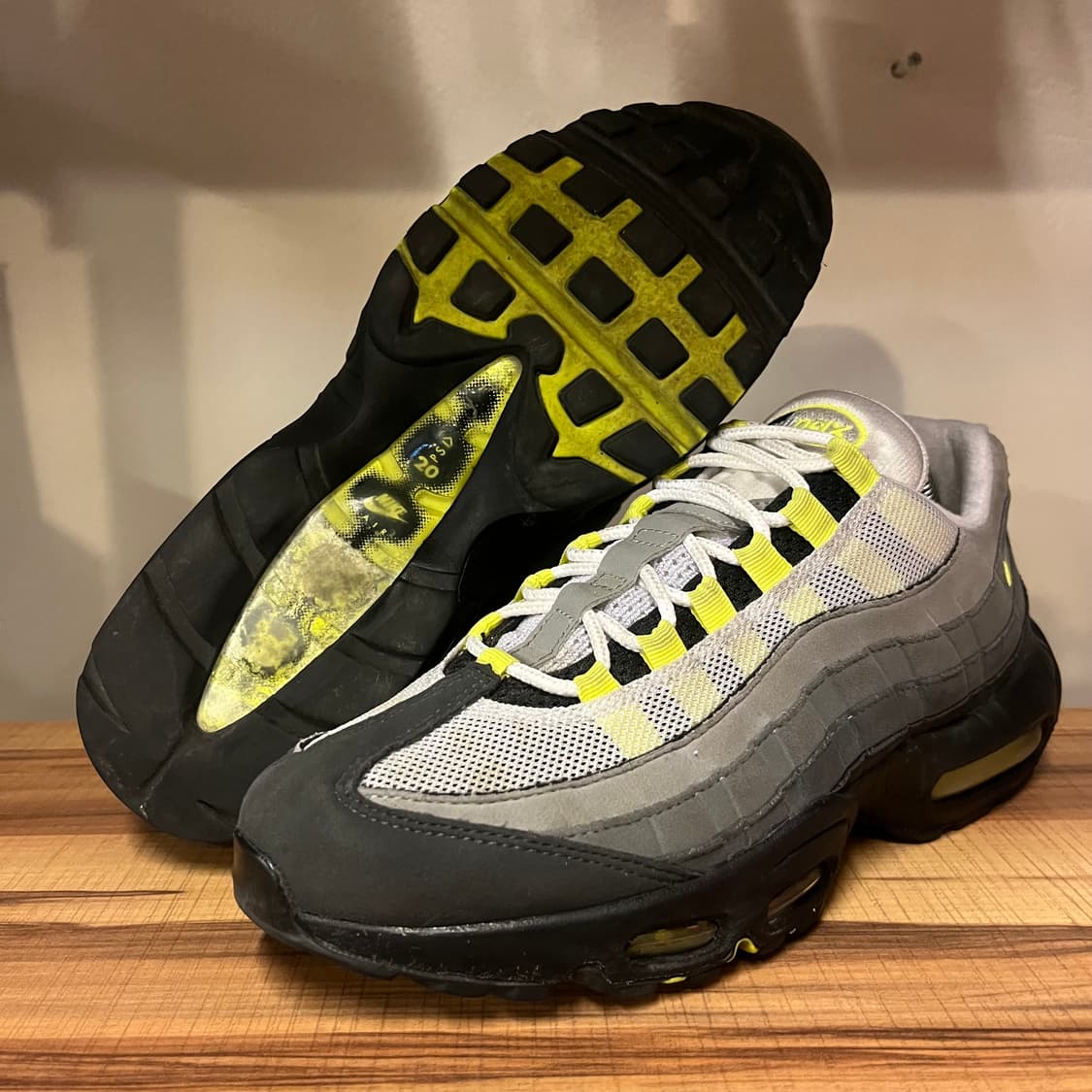나이키 에어맥스95 네온 상품이미지2