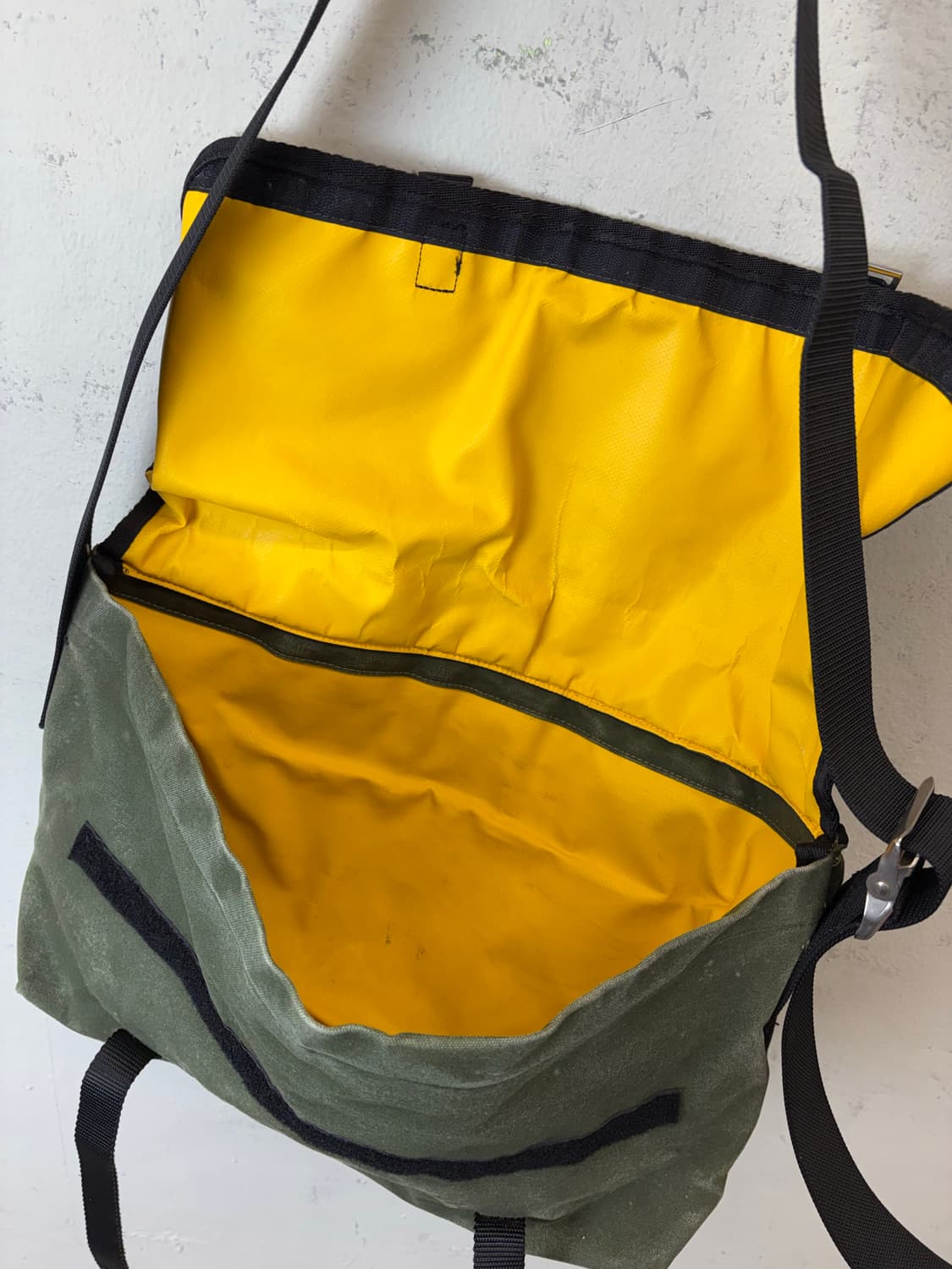 드 마티니 USA 빈티지 캔버스 메신저백 상품이미지5