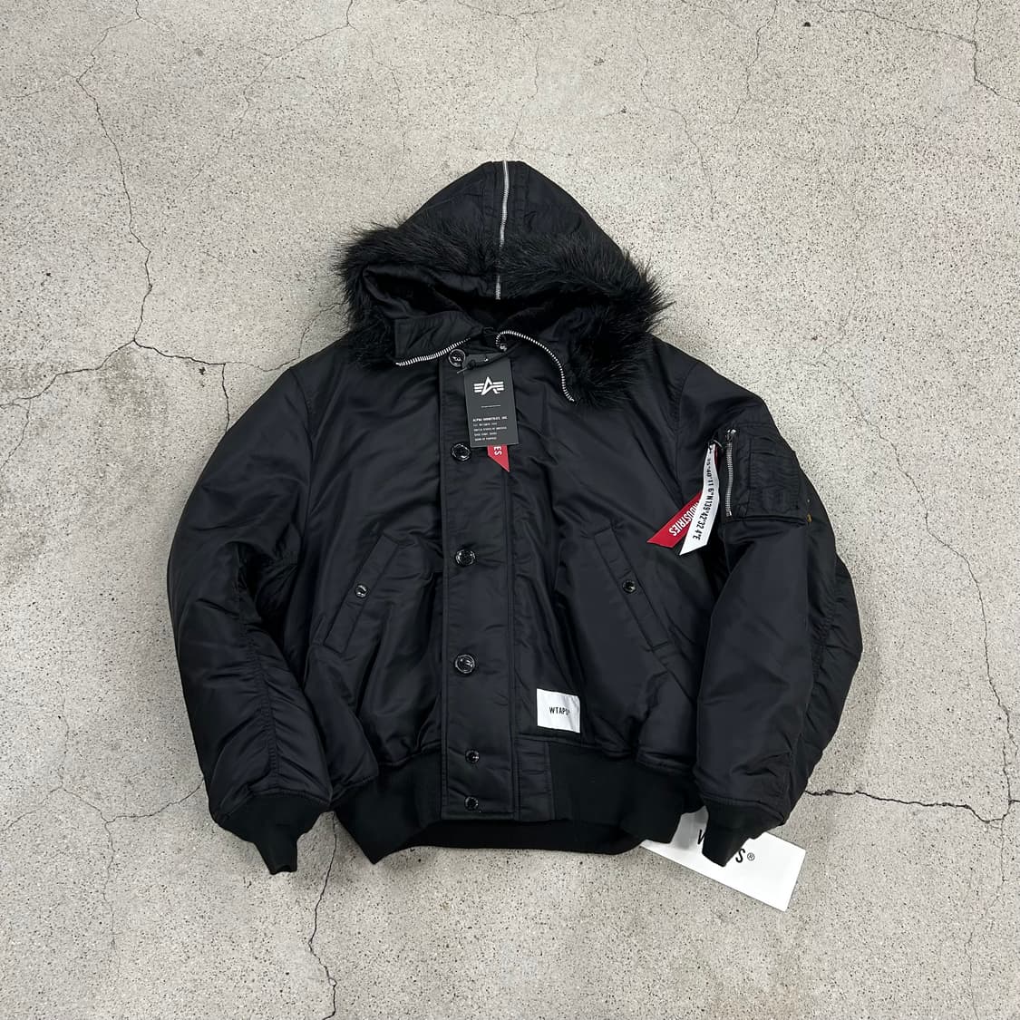 23FW WTAPS X ALPHA INDUSTRIES "N-2B" 상품이미지1
