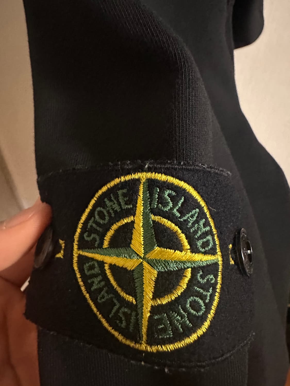 스톤 아일랜드 블랙 상품이미지3