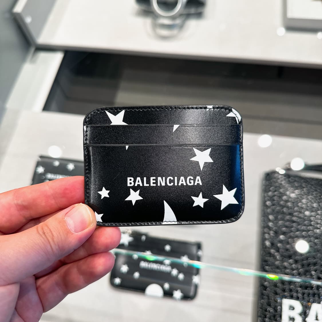 발렌시아가 여성 블랙 스타 카드지갑 상품이미지1