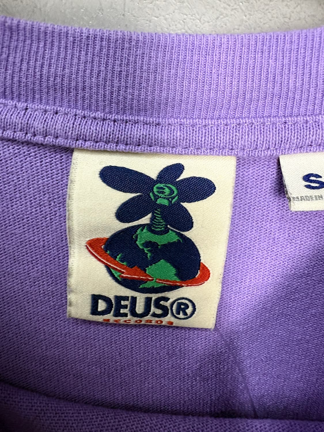 데우스엑스 마키나 그래픽 퍼플 롱 슬리브 A3771 상품이미지5