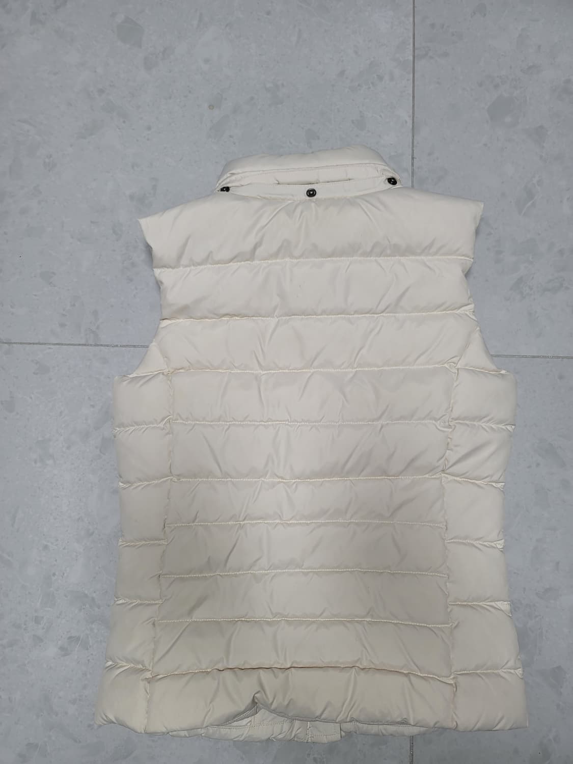 타미힐피거 구스다운 패딩조끼 여성xs사이즈 상태굿

 상품이미지2