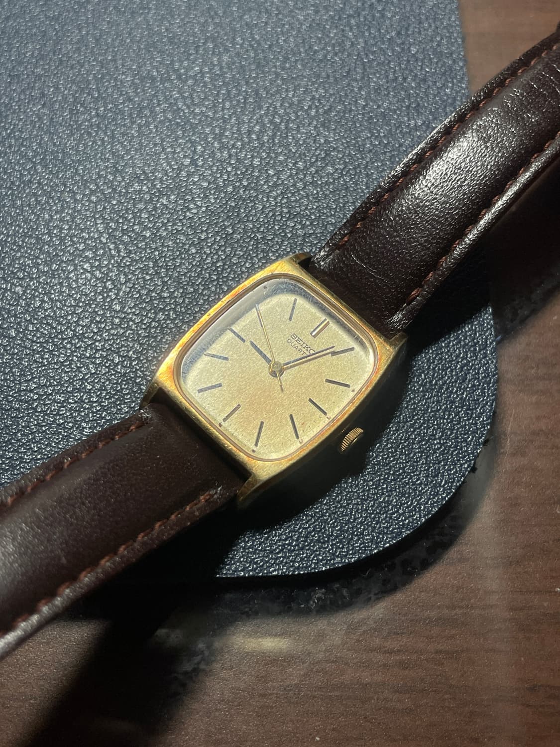 빈티지 세이코 쿼츠 레더 시계 상품이미지2