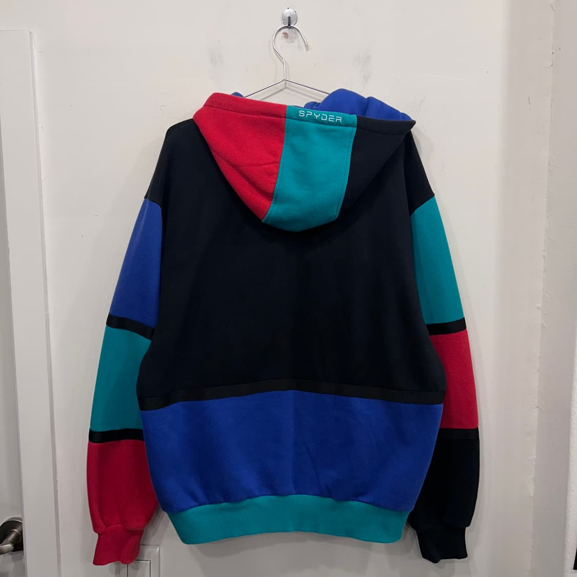 스파이더 컬러 블록 투웨이 테크포켓 후드티 상품이미지5