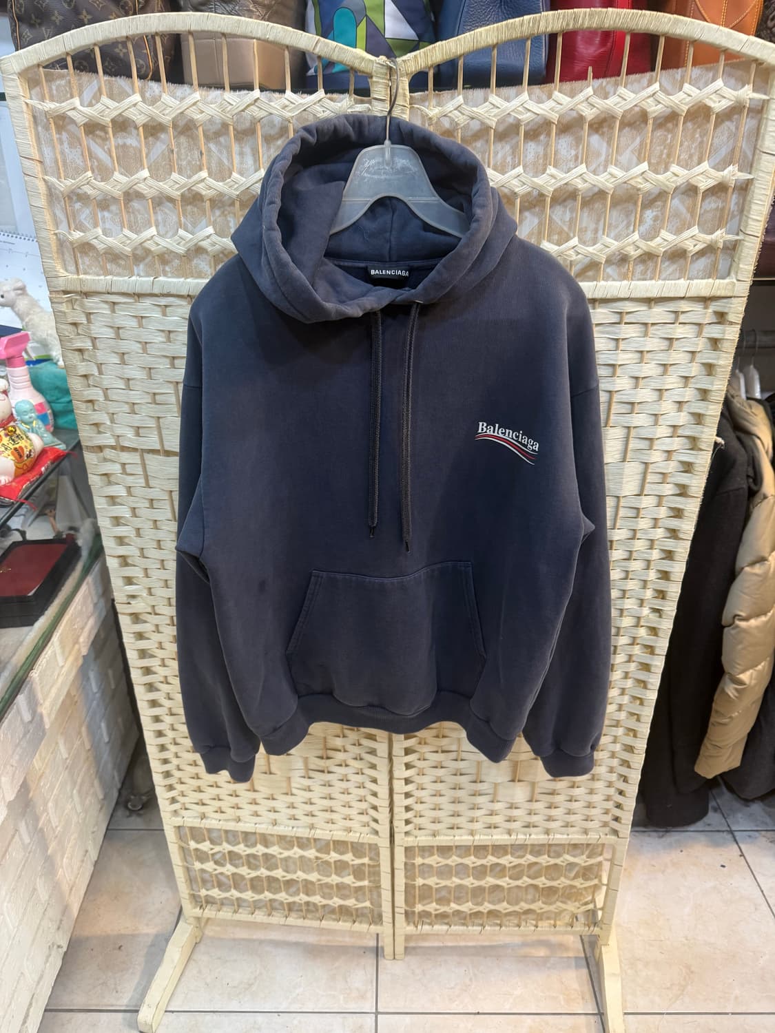 100 정품 발렌시아가 웨이브로고 후드티 팝니다 상품이미지1