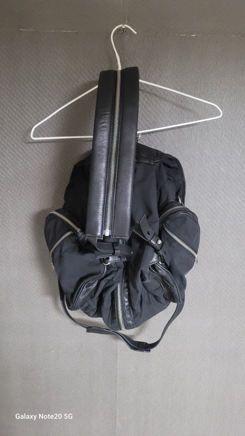 알렉산더왕 레더 백팩 상품이미지2