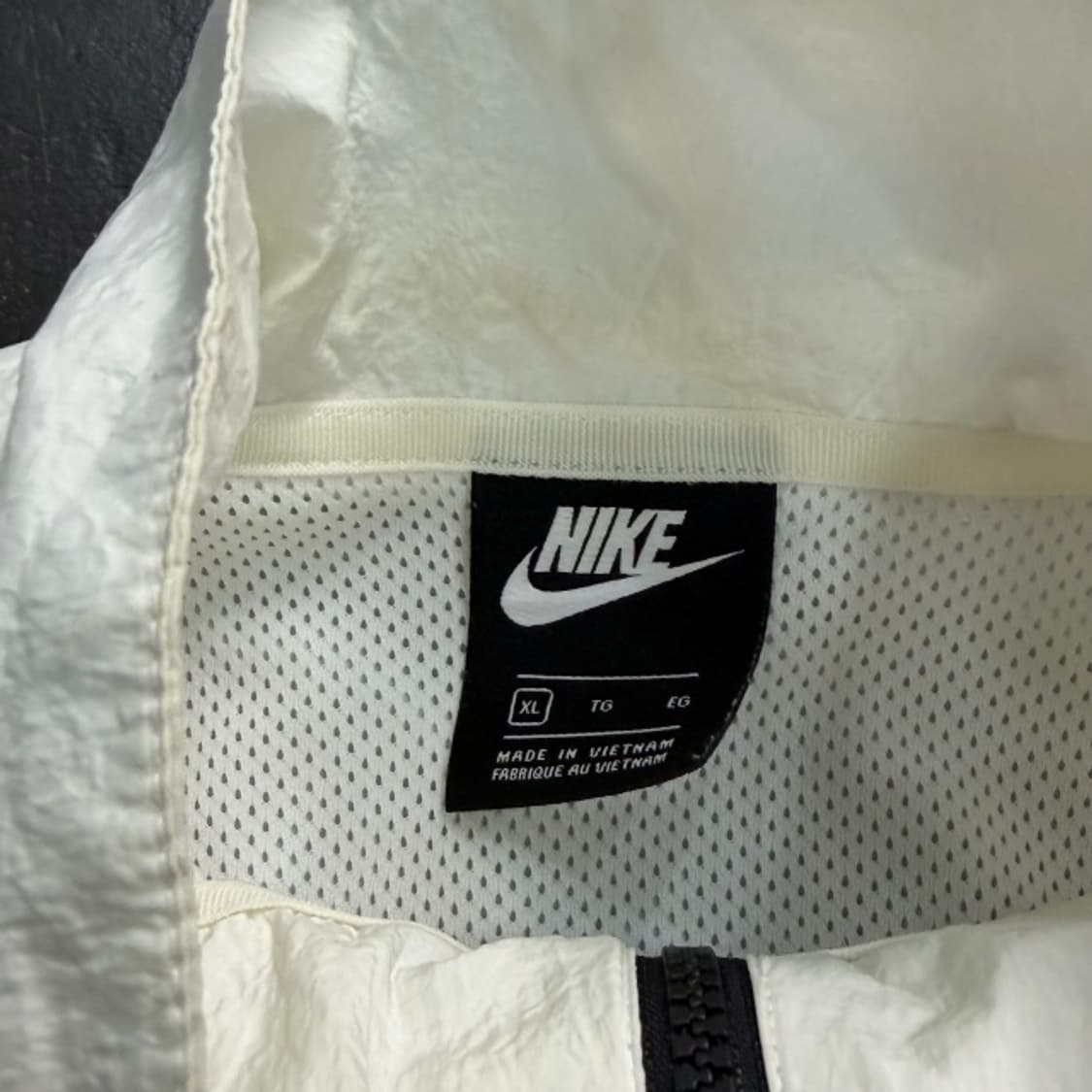 105 나이키 빅스우시 바람막이  상품이미지3