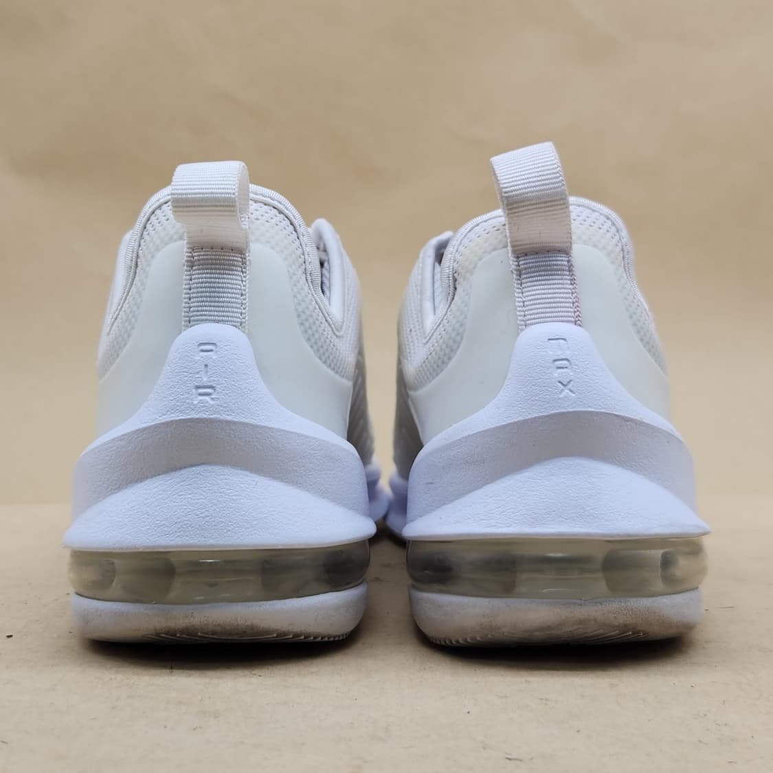 나이키 에어맥스 엑시스 여성운동화235  상품이미지3