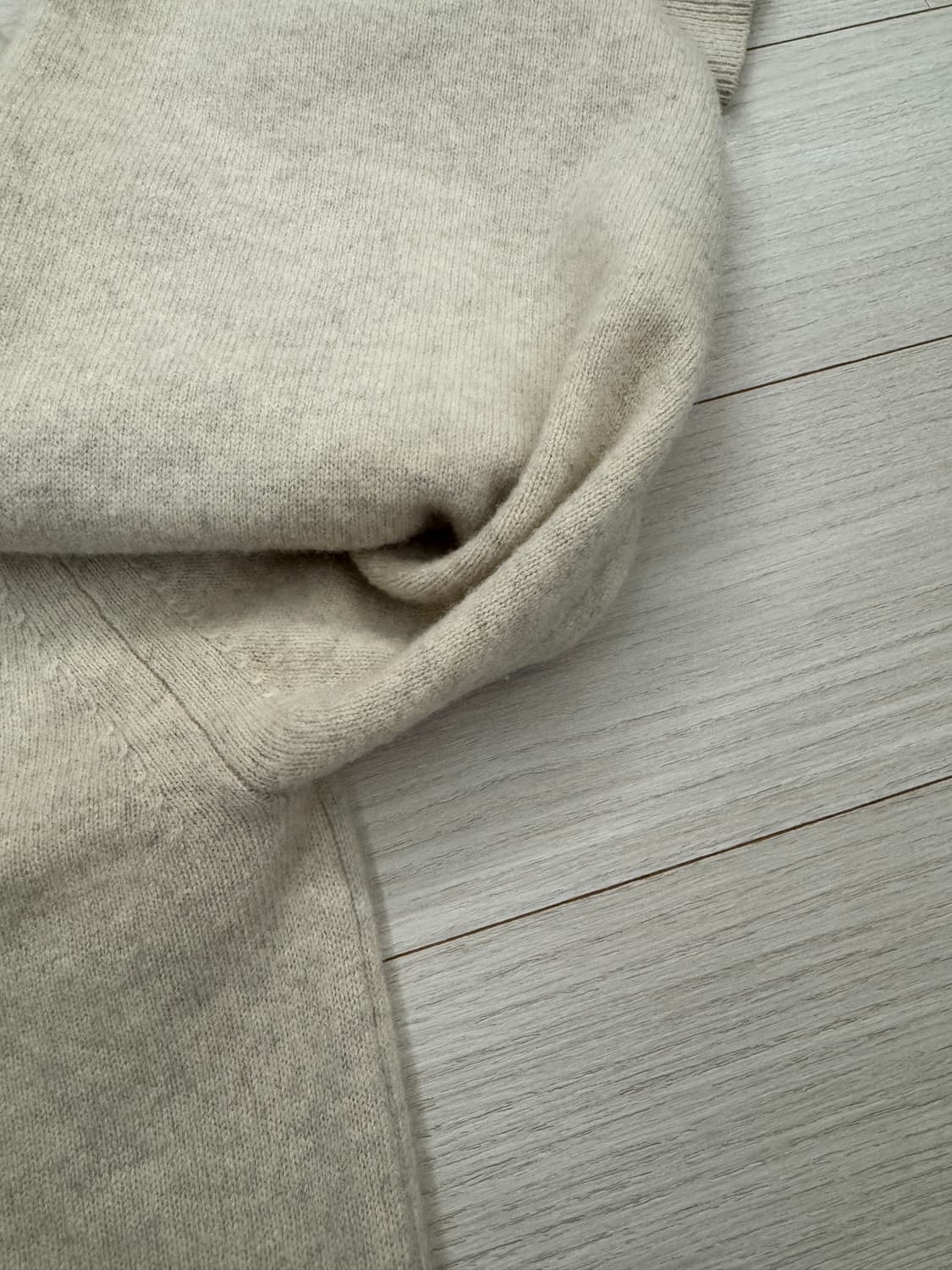 단톤 울 가디건 44(105사이즈) 상품이미지3