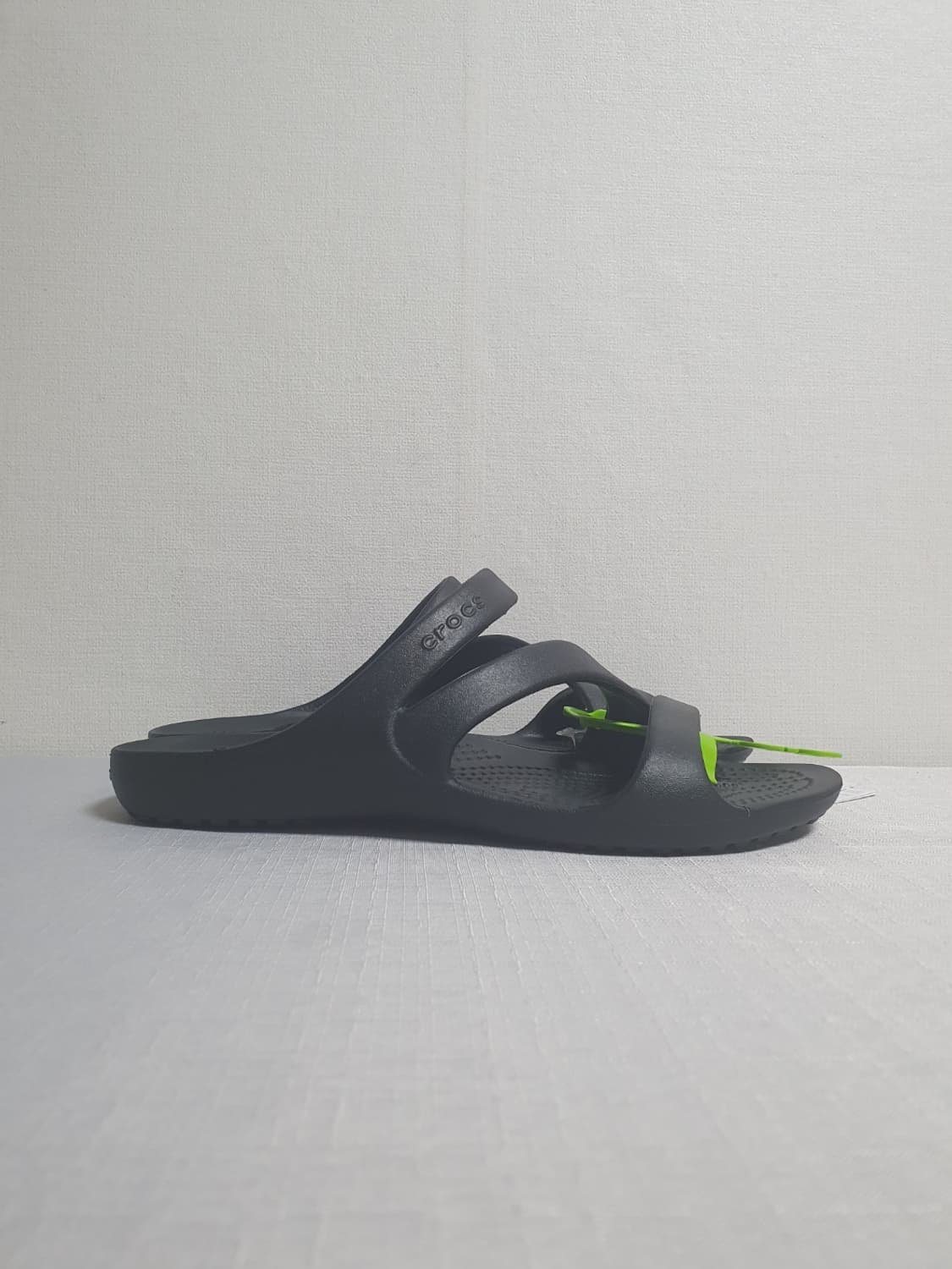 크록스 카디 2 스트랩 샌들 W7 240mm 블랙 새상품 상품이미지4