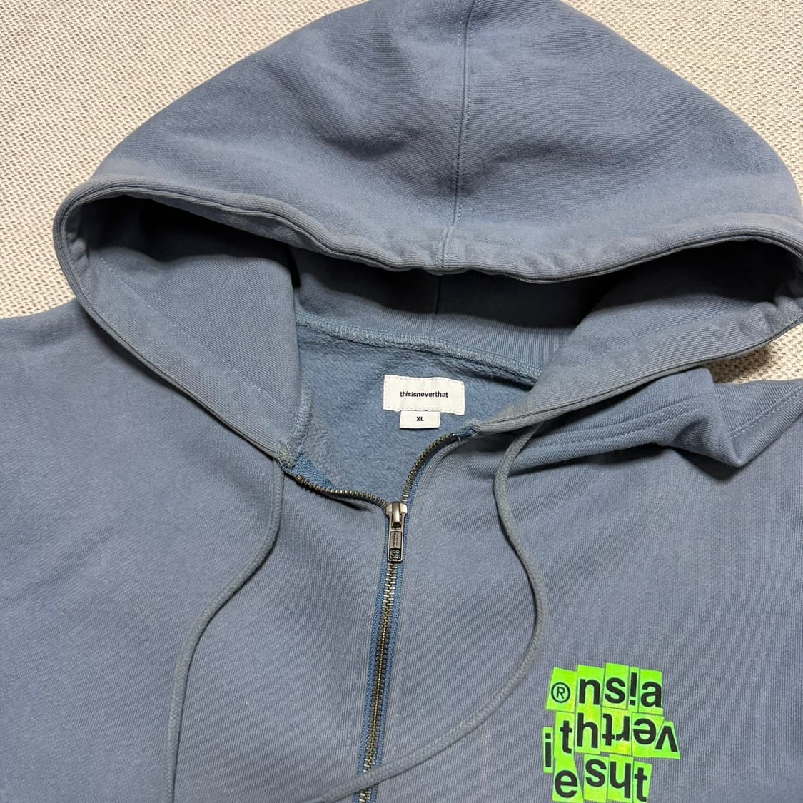 디스이즈네버댓 로고 포인트 후드집업 상품이미지2