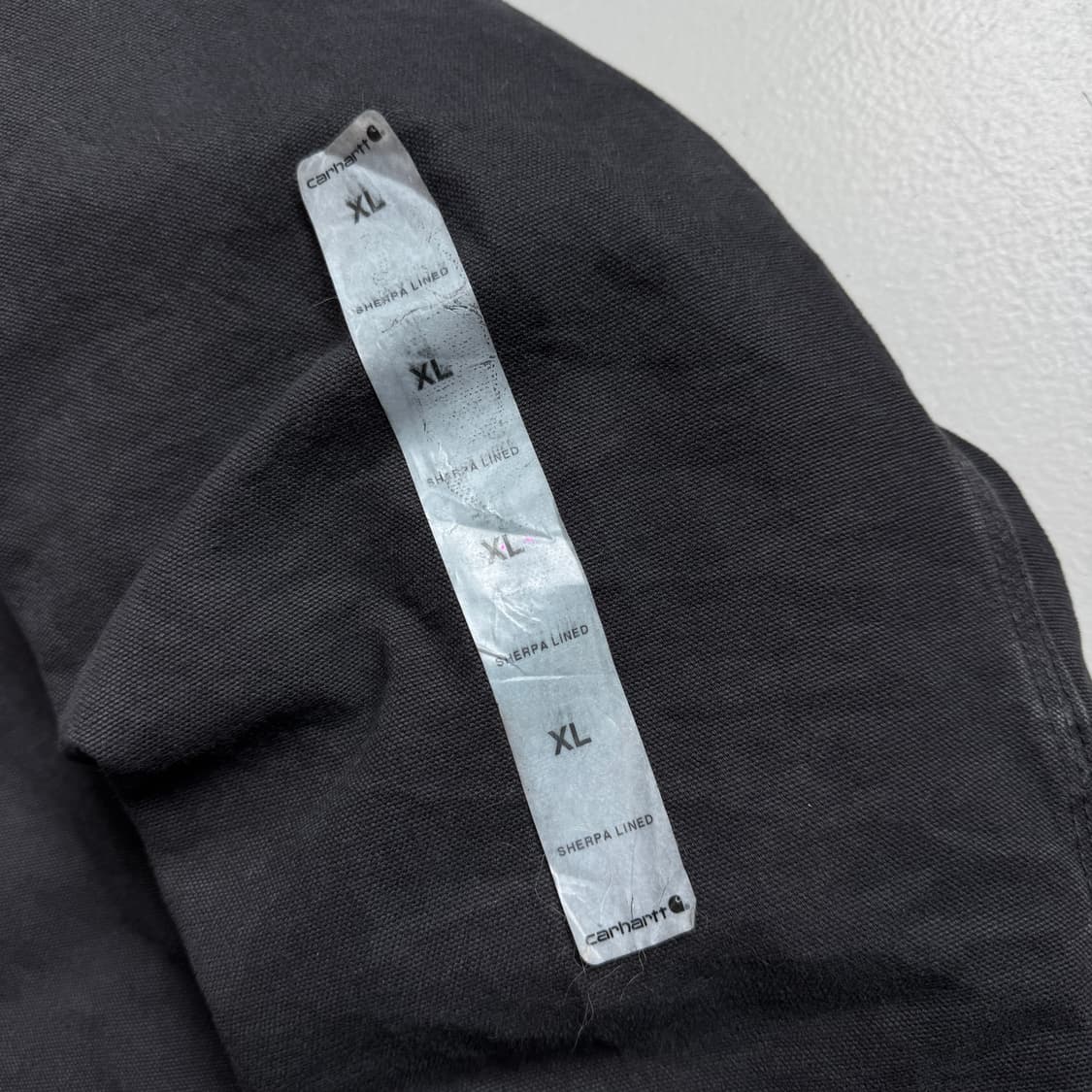 *새상품* 칼하트 J141 blk 덕액티브 후드 워크자켓 블랙 상품이미지5