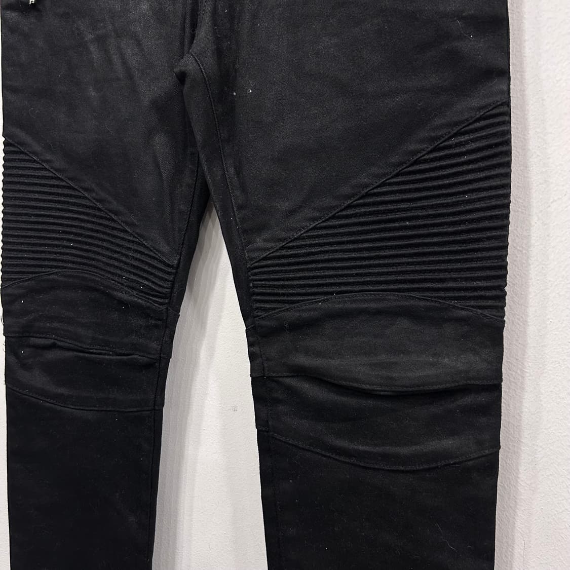 발망 슬림핏 왁스코팅 절개 바이커팬츠 상품이미지3