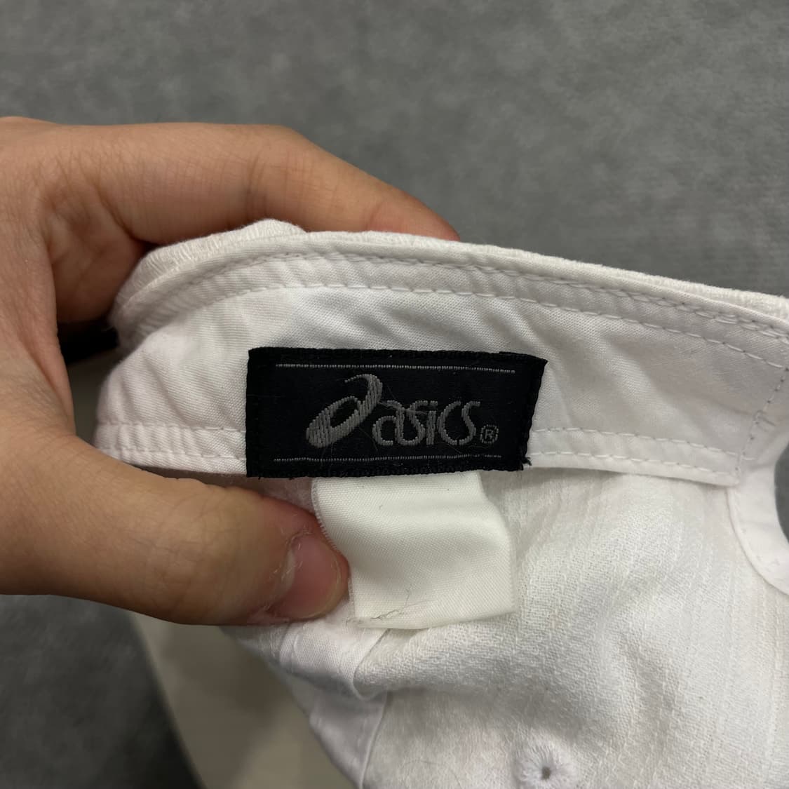 아식스 화이트 볼캡 모자 상품이미지5