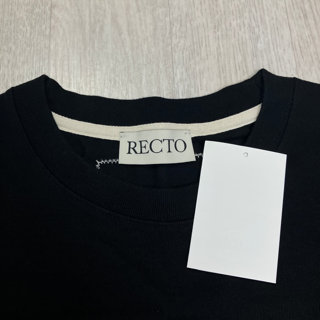 [L] 렉토 컴팩트 로고 반팔 상품이미지4