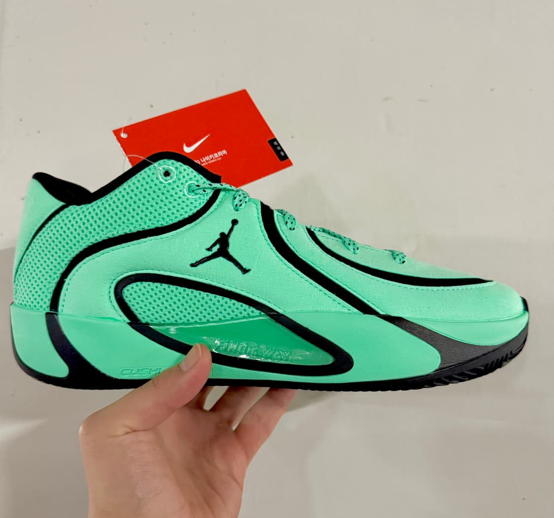 (265,270,275)(새상품)나이키 농구화 조던 테이텀 4 민트 블랙 상품이미지1