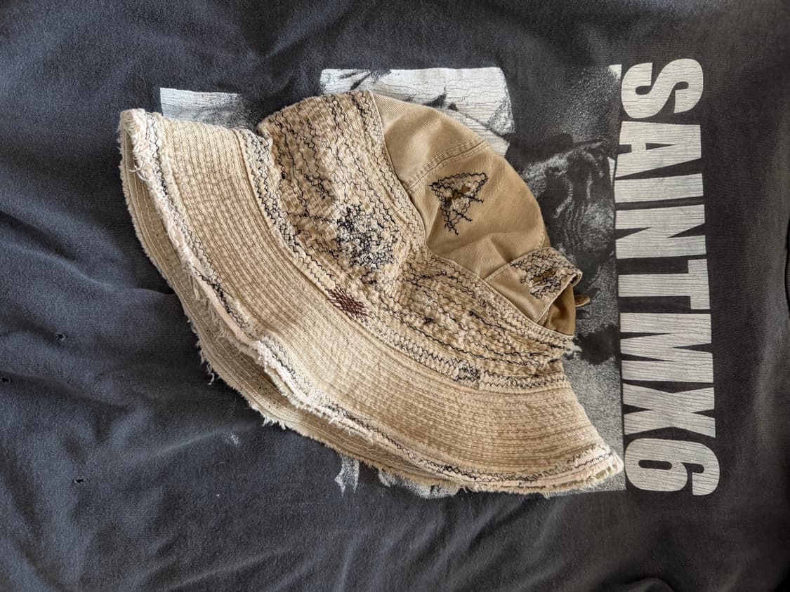 캐피탈 노인과바다 베이지 상품이미지1