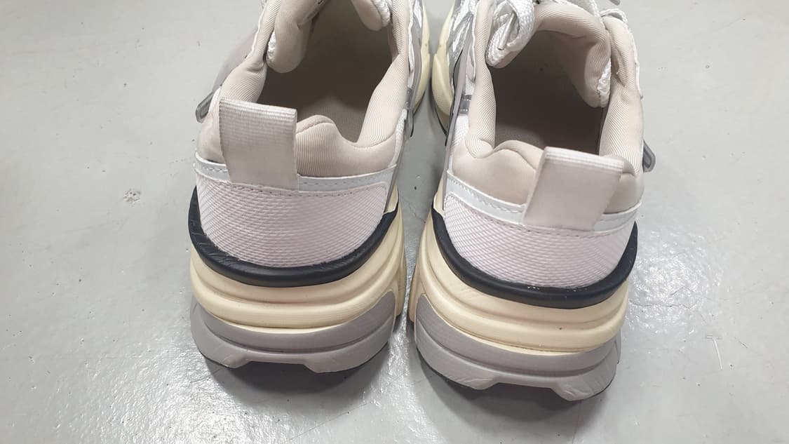 나이키 V2K 런 화이트 메탈릭 실버 275 상품이미지3