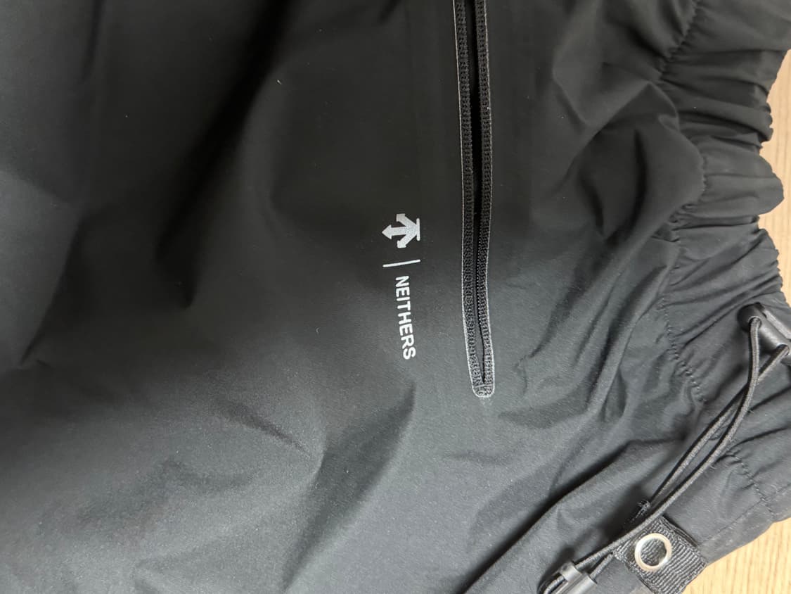 데상트 x 네이더스 콜라보 트랙팬츠 L 상품이미지4