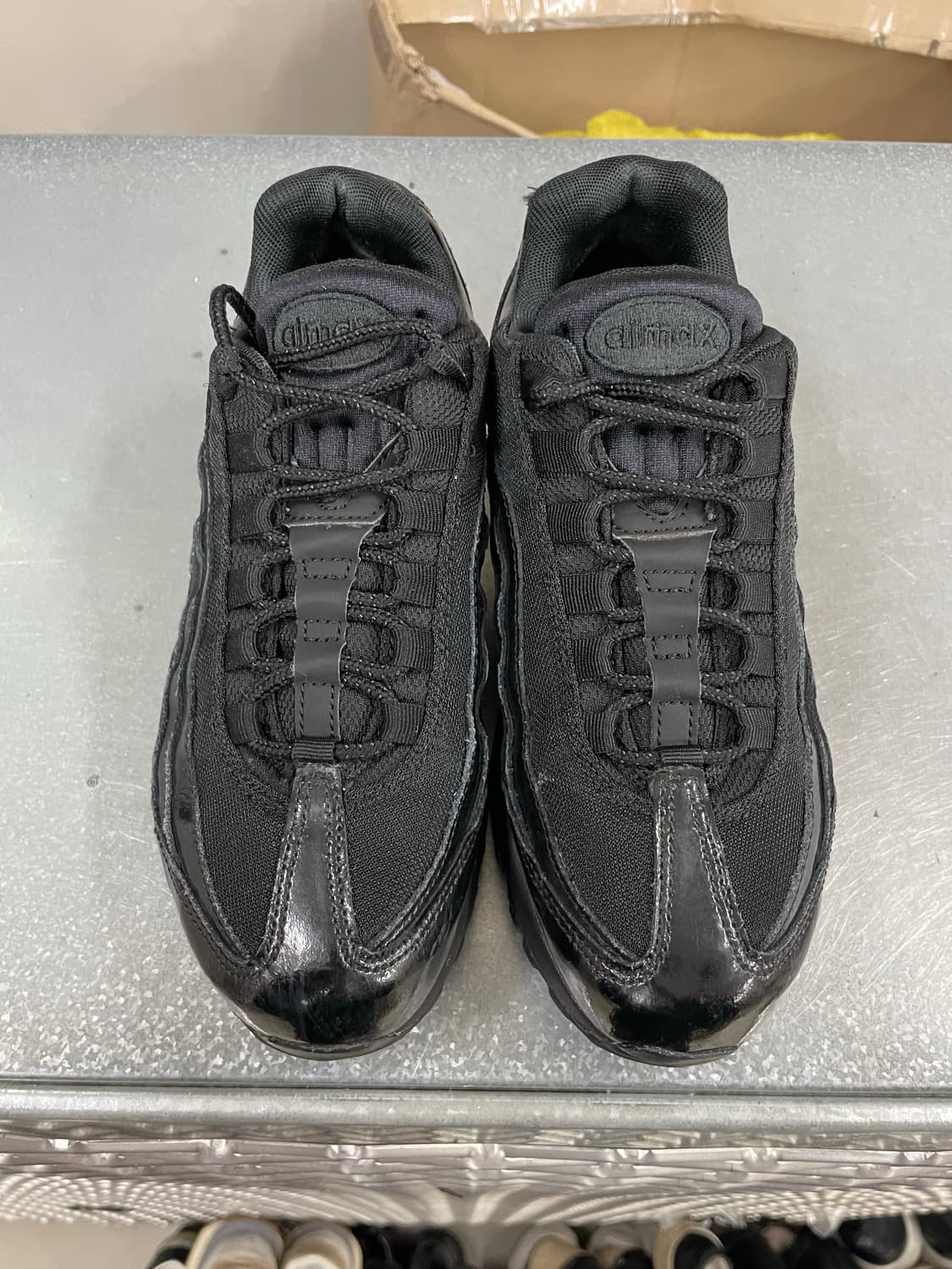 나이키 에어맥스 95 트리플 블랙 240 상품이미지5