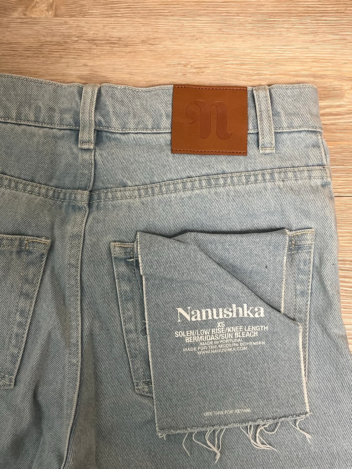 Nanushka 나누슈카 버뮤다 데님 팬츠 상품이미지4