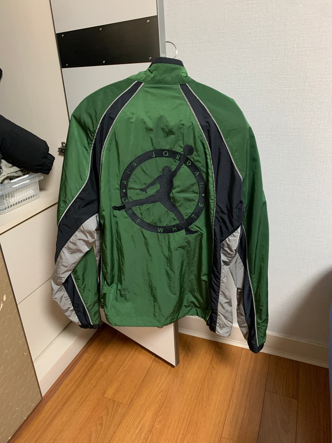 (L) 조던 x 오프화이트 트랙탑 포레스트 그린 상품이미지2