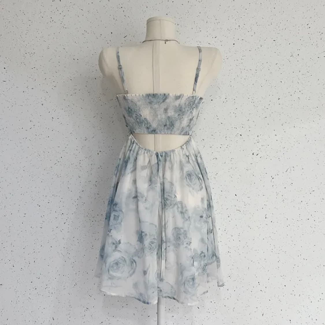 페일 뒷트임 쉬폰 원피스 가디건 세트 (나염 리본 스트랩 나시 미니원피스 상품이미지3