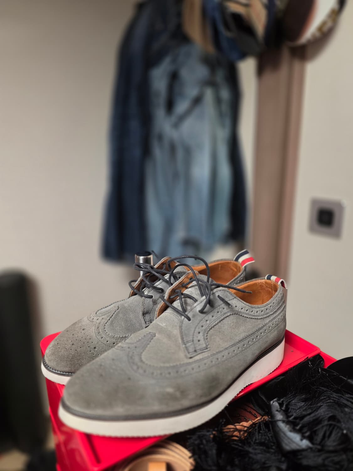 (영국산) 톰브라운 그레이 스웨이드 윙팁 상품이미지1