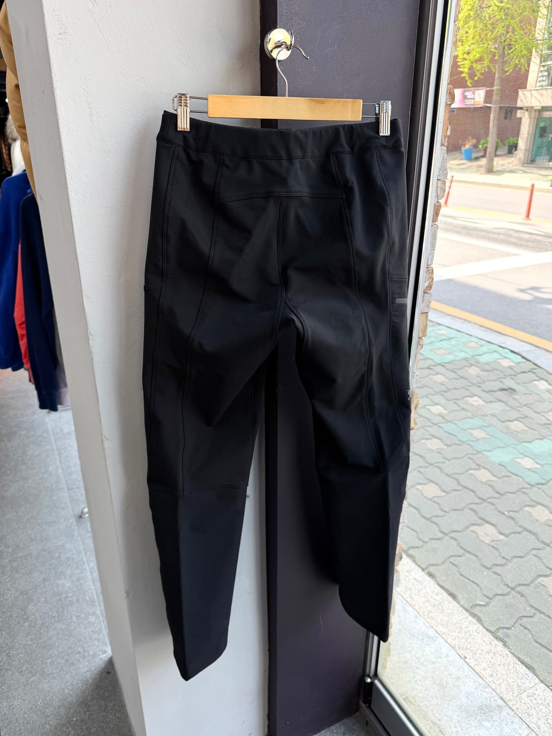 2/ 아크테릭스 감마 AR 트래킹 팬츠 상품이미지7