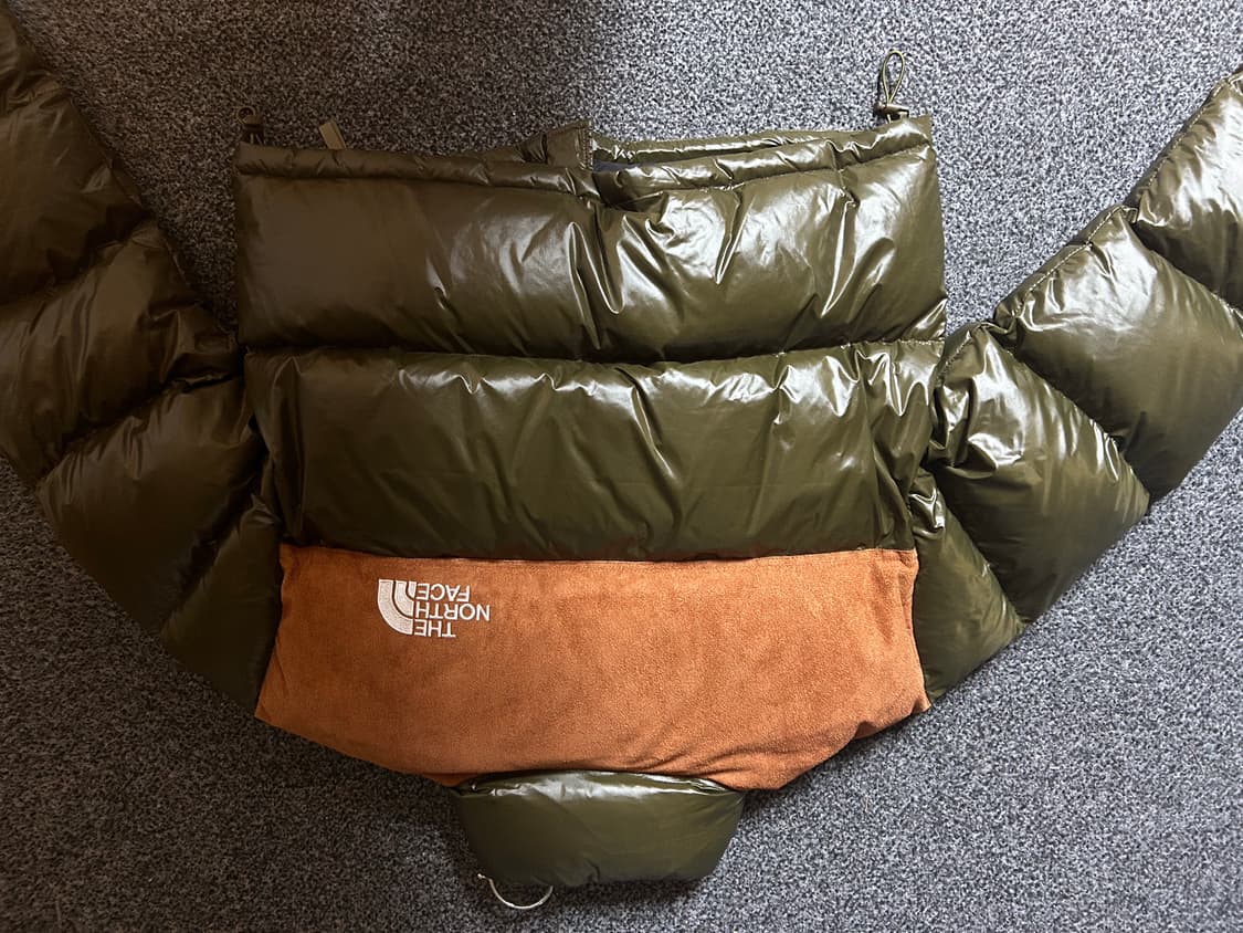 노스페이스 브라운카키 패딩 상품이미지3