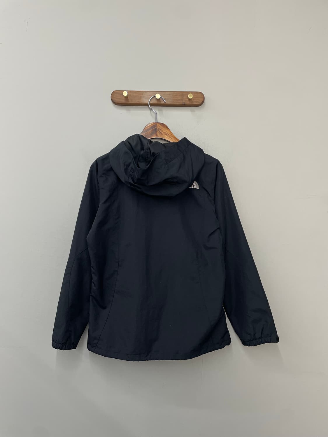 노스페이스 아웃도어 블랙 바람막이 H2384 상품이미지4