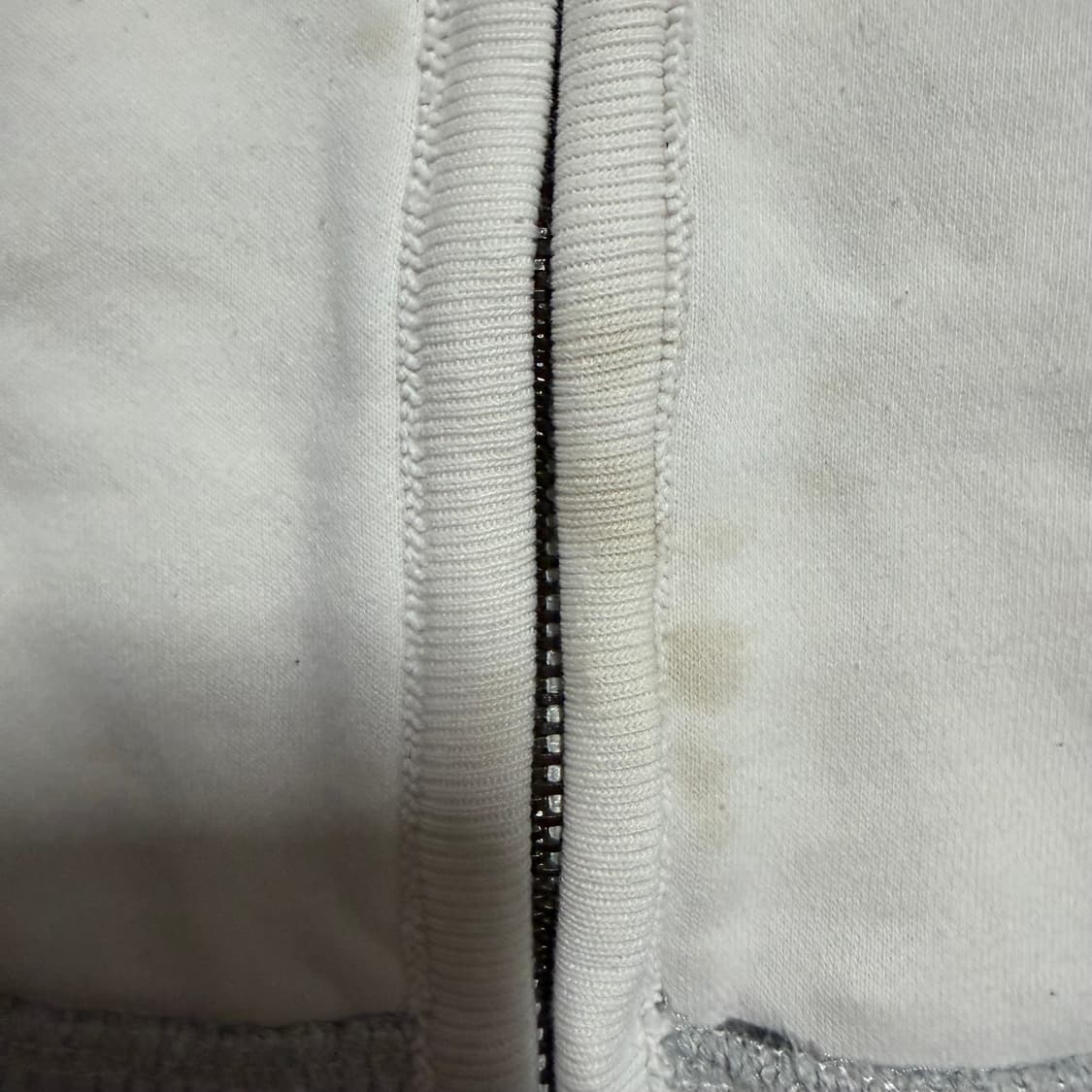 아베크롬비 화이트 후드집업 m 상품이미지4