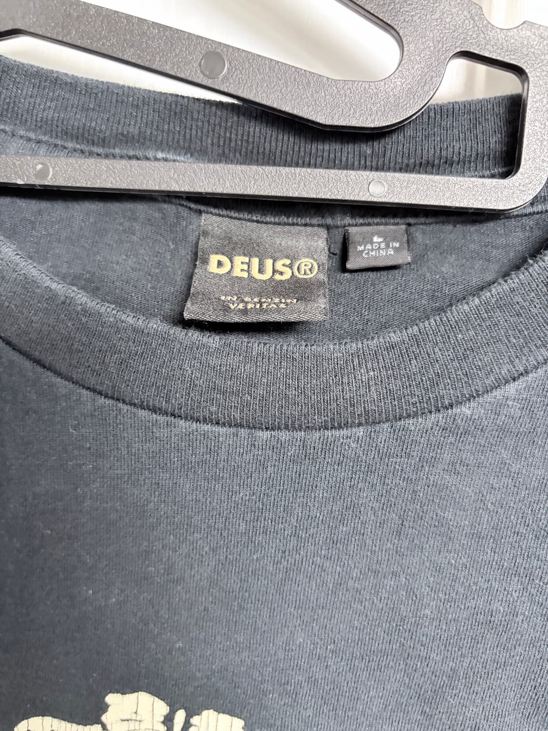 데우스 검정 롱티셔츠 상품이미지4