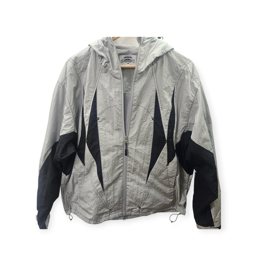 TRAVEL 배색 후드 바람막이 자켓 상품이미지1