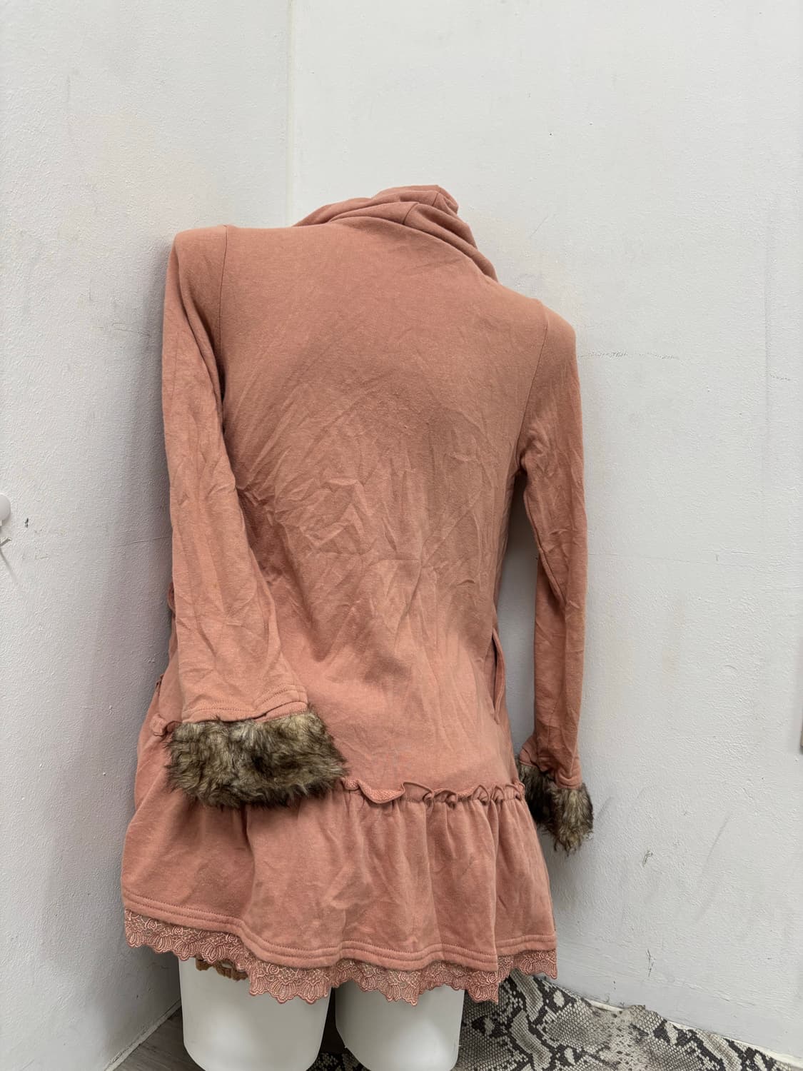 “AXES FEMME” Rare Design Lace Detail Fur 상품이미지3