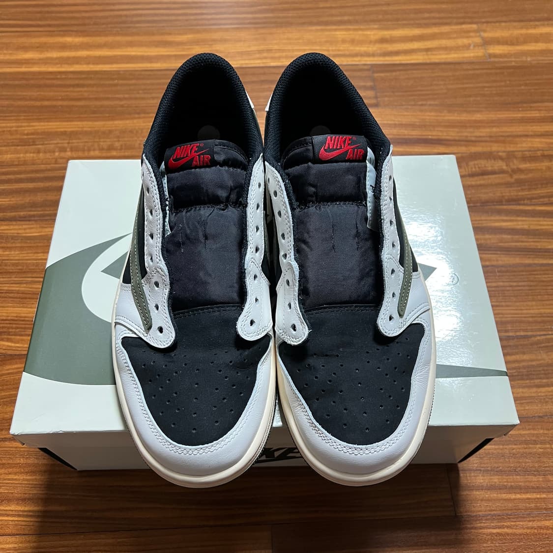 나이키 스캇 조던1 로우 미디움 올리브 w275 상품이미지2