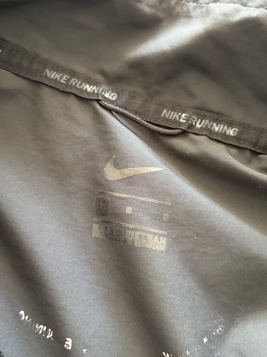  나이키 러닝 에센셜 필드 집업자켓 L (100) 상품이미지5