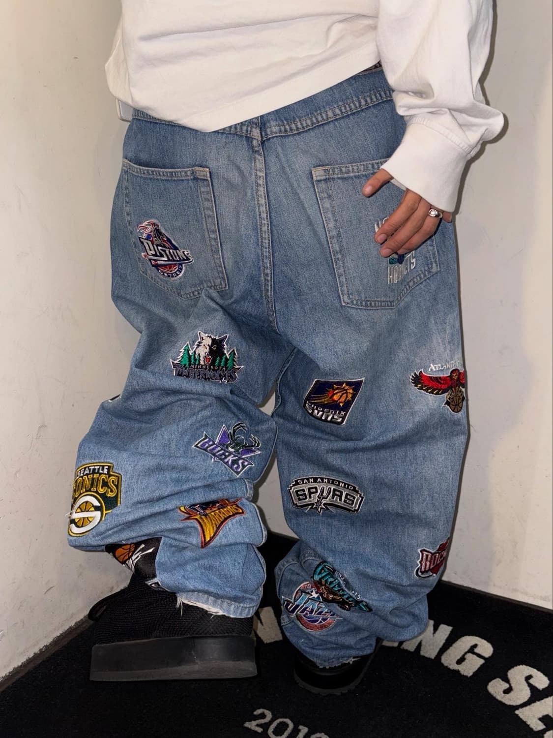 NBA Hip-Hop Embroidery Patch Denim Pant 상품이미지4