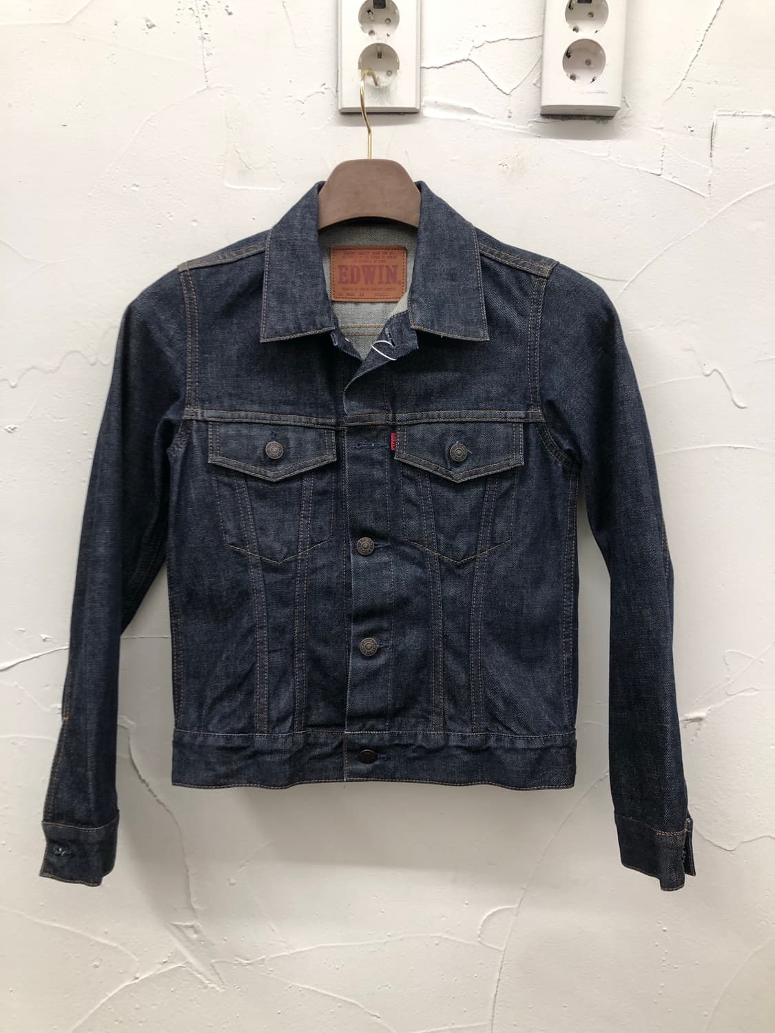 에드윈 데님 트러커 자켓 상품이미지1