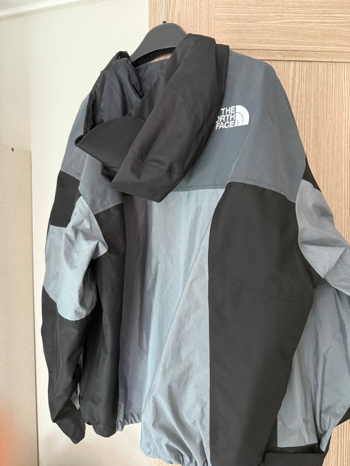 노스페이스 바람막이 상품이미지2