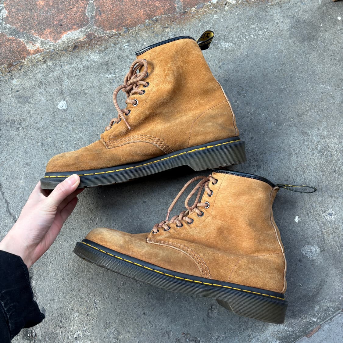 Dr. Martens 닥터마틴 스웨이드 워커 (270) 상품이미지4