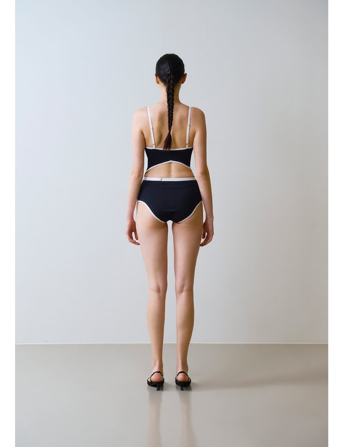 [새상품] 비나제이 블랙 라인 모노키니 상품이미지9