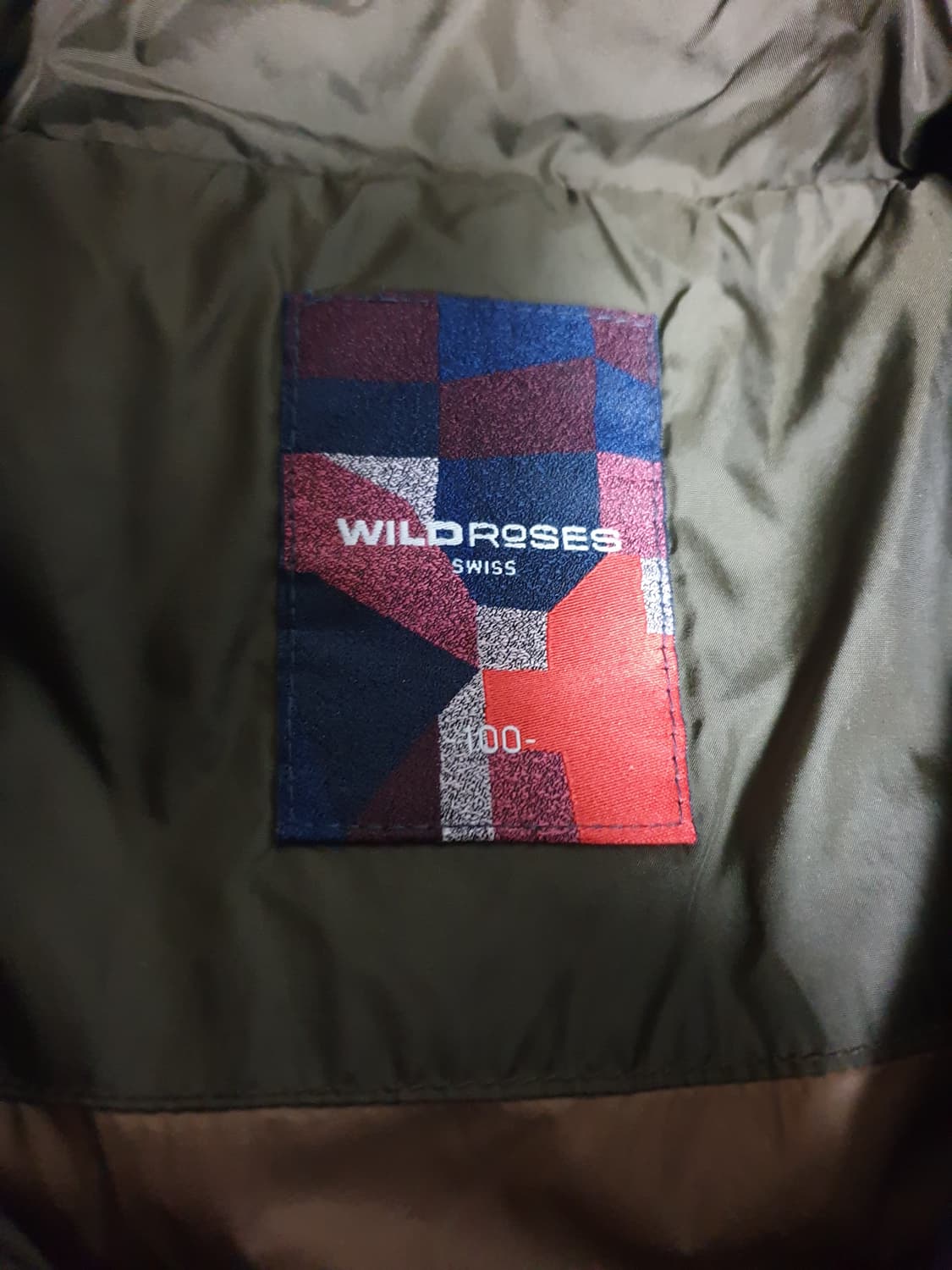 와일드로즈 슬림핏 made in swiss 구스다운 패딩 (100) 상품이미지4