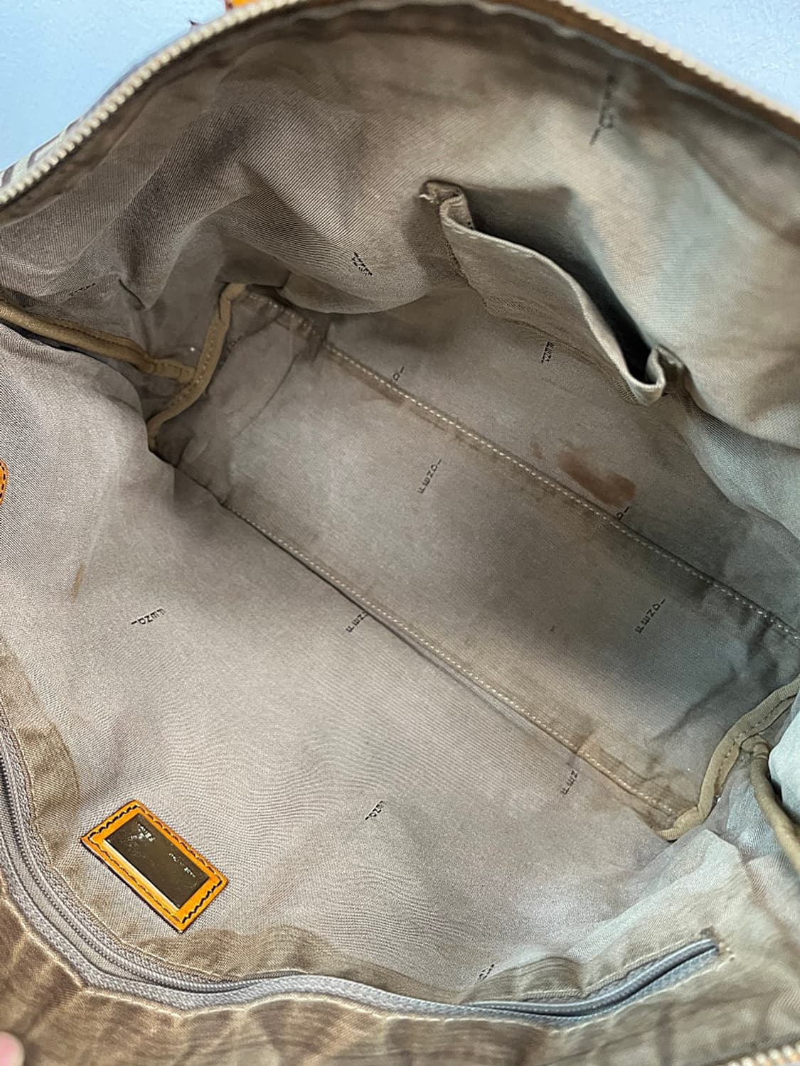 펜디 FF로고 빈티지 도트백  상품이미지6