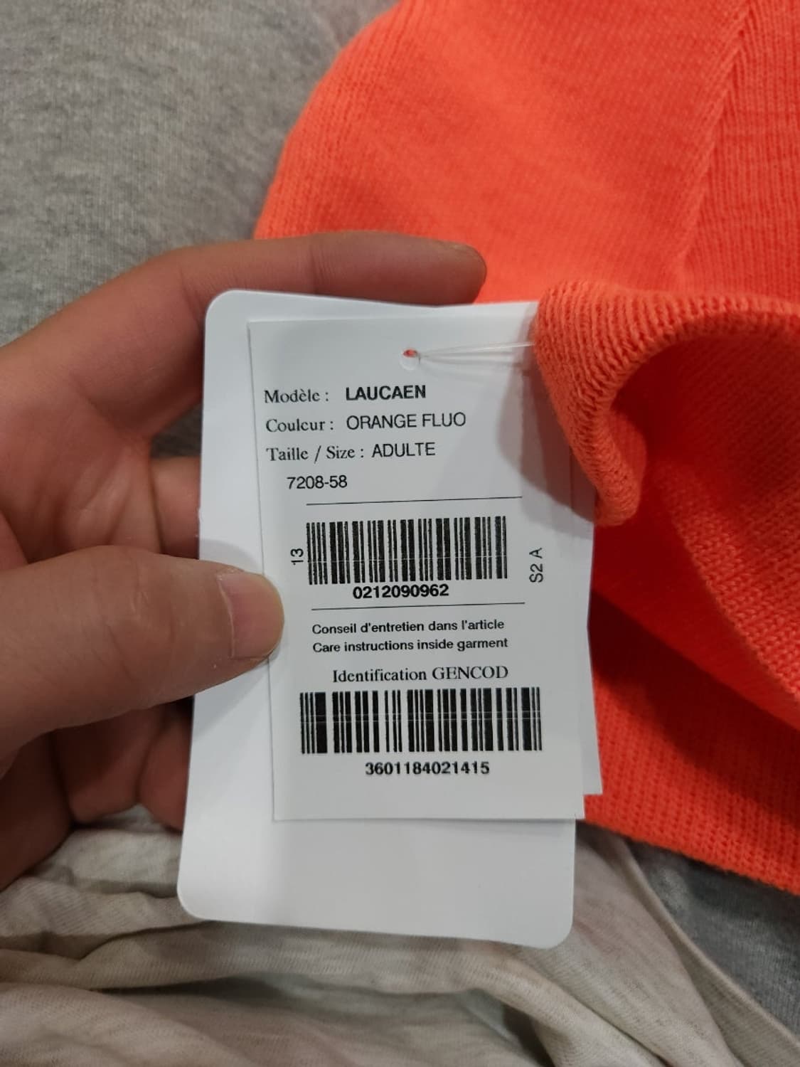 세인트제임스 x 아브니에 로카엔 형광오렌지 울 비니

 상품이미지5