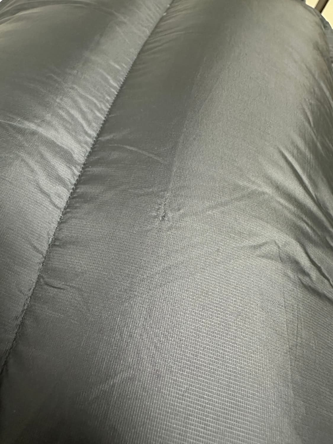 슈프림 700-필 다운 라이트웨이트 퍼퍼 자켓 블랙 - 24FW 상품이미지5