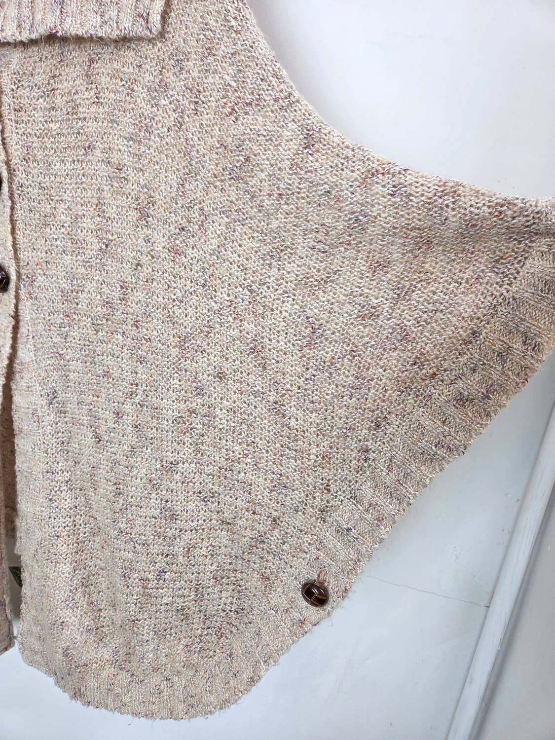 색실 콕콕 케이프 가디건 상품이미지4